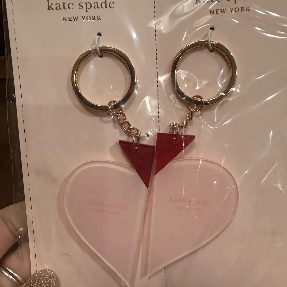 Kate Spade Heart Keychain - Picture 2 of 4